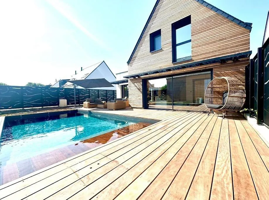 Maison Neuve - Piscine Chauffee - Erdeven 0*,  France